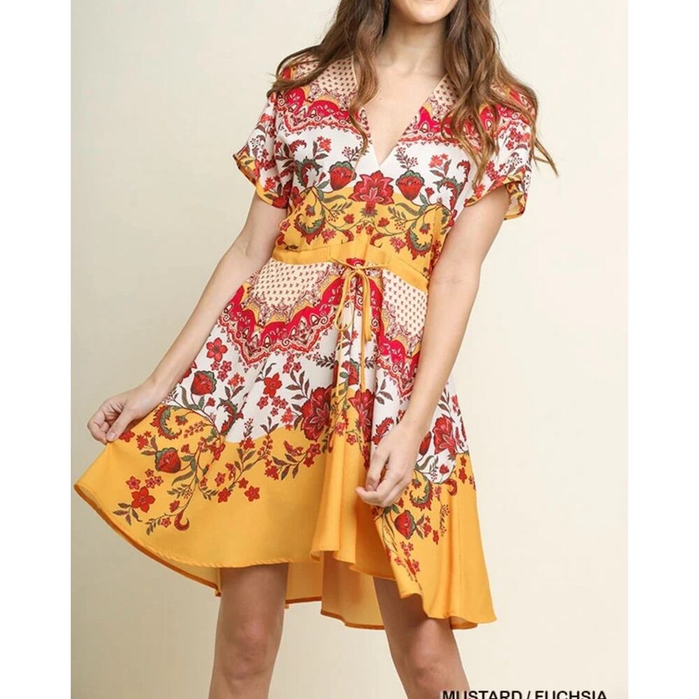 UMGEE Dress SZ‎ M Yellow Deep V-Neck  Cottagecore Boho Peasant Spanish Festival